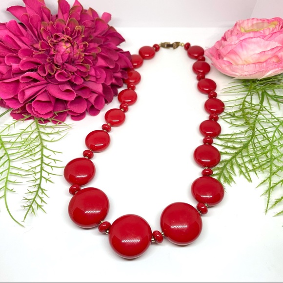 Vintage Jewelry - VINTAGE⚜️RETRO Cherry Red Acrylic Bauble Necklace